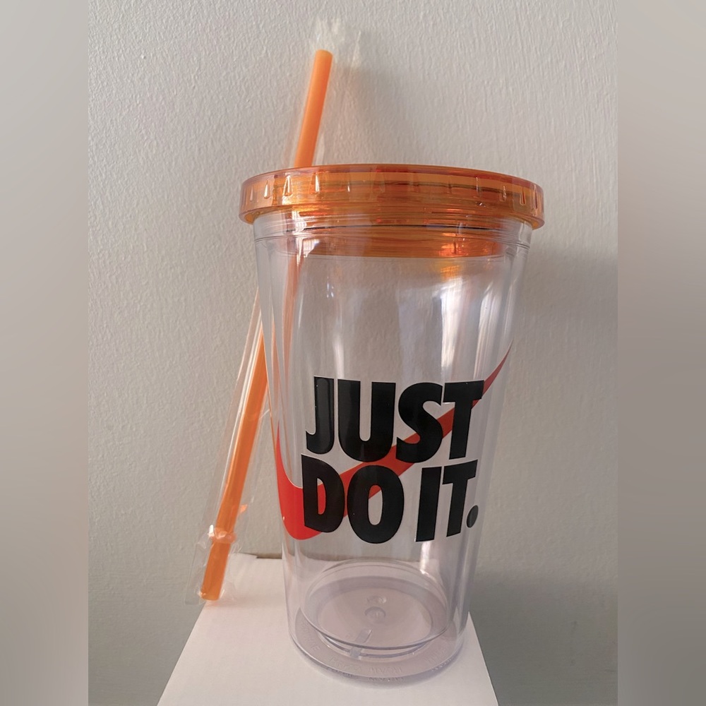 Sports cup